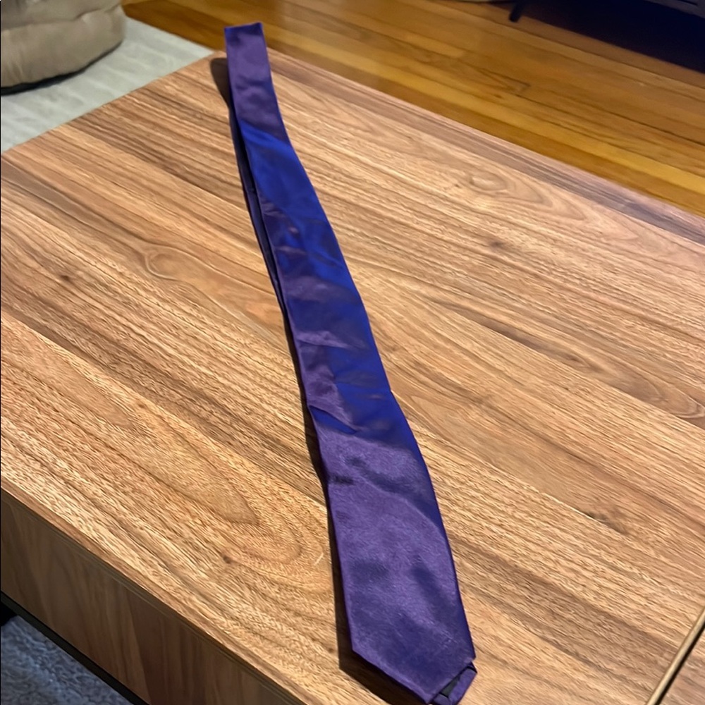 Reaction Kenneth Cole Elegant Purple Men's Tie